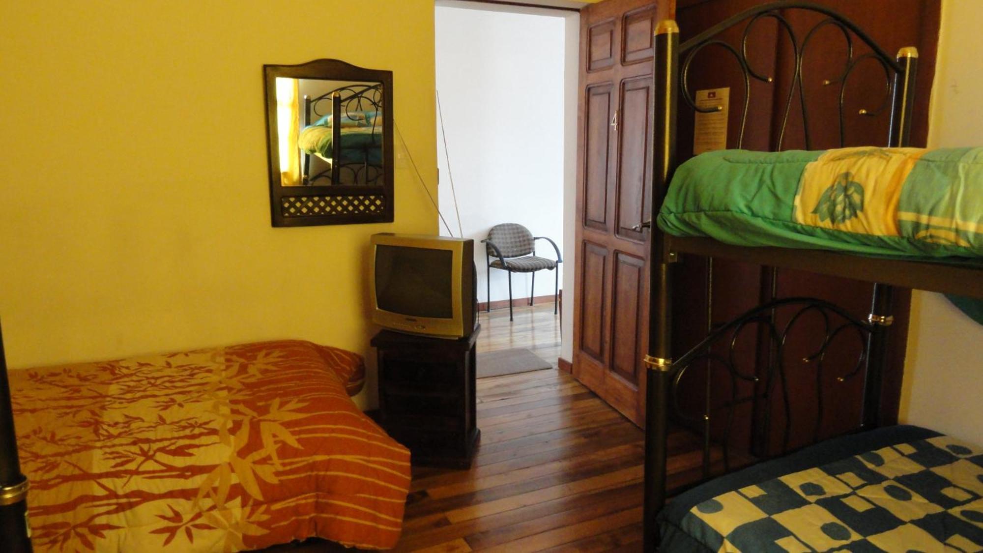 Hostal Del Piamonte Κίτο Εξωτερικό φωτογραφία