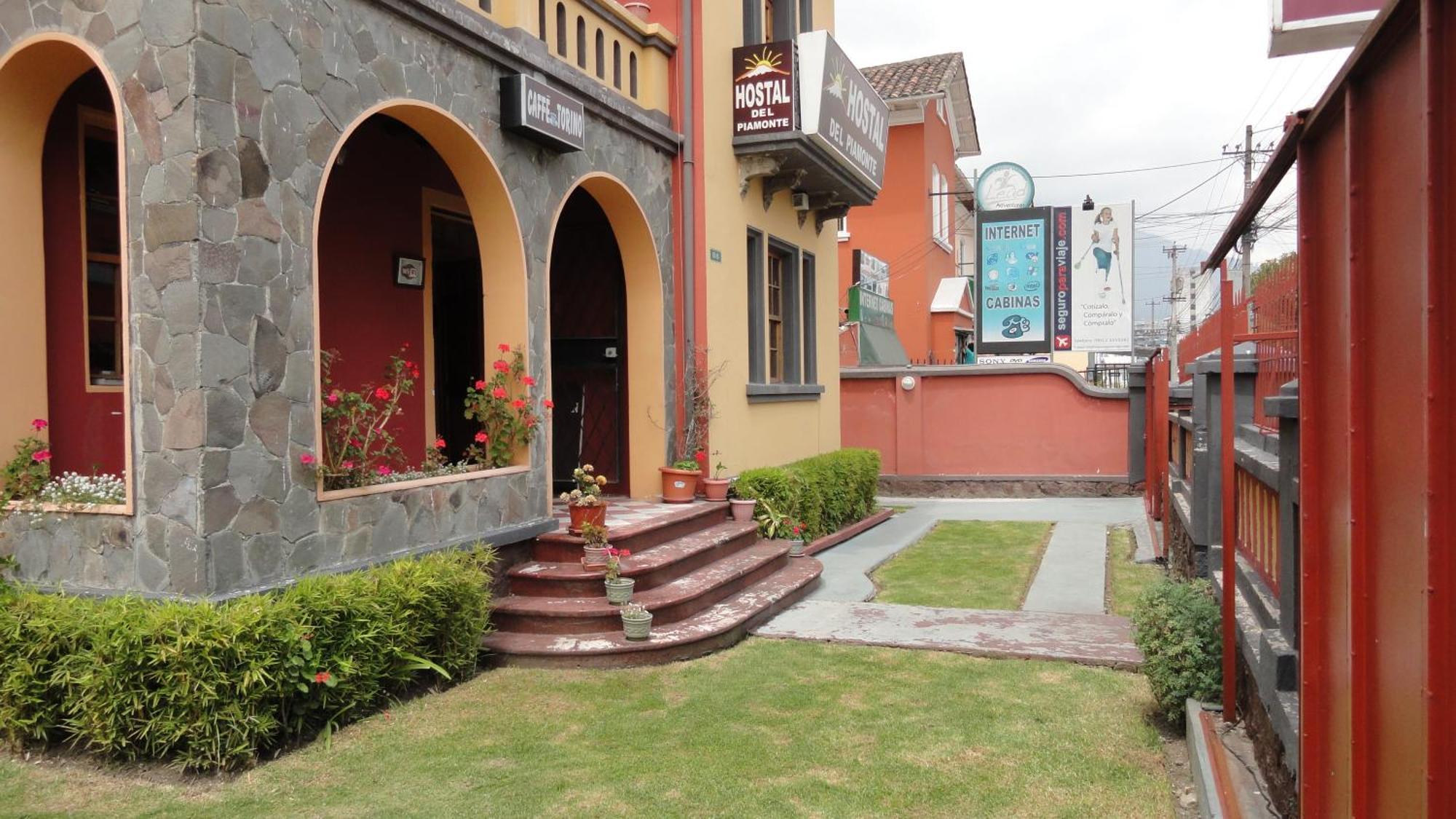 Hostal Del Piamonte Κίτο Εξωτερικό φωτογραφία